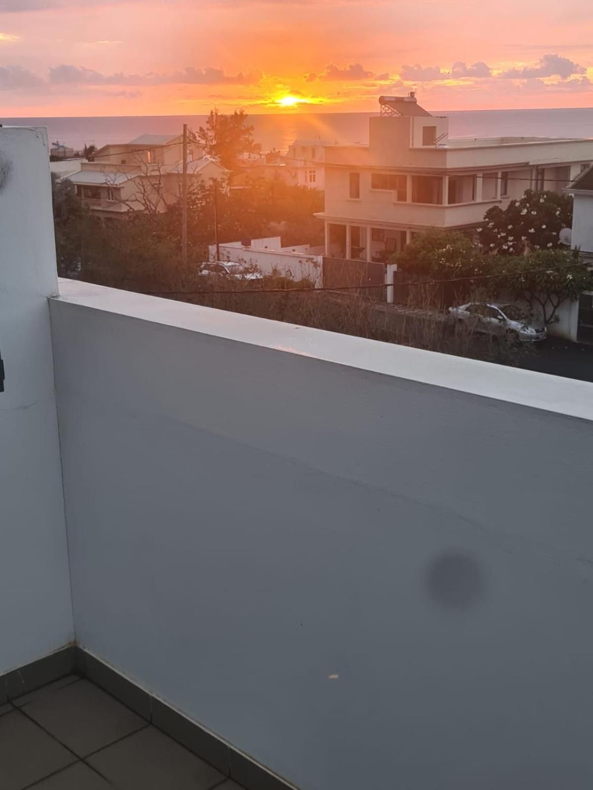 Ocean Blue Villa, Flic-En-Flac Buitenkant foto